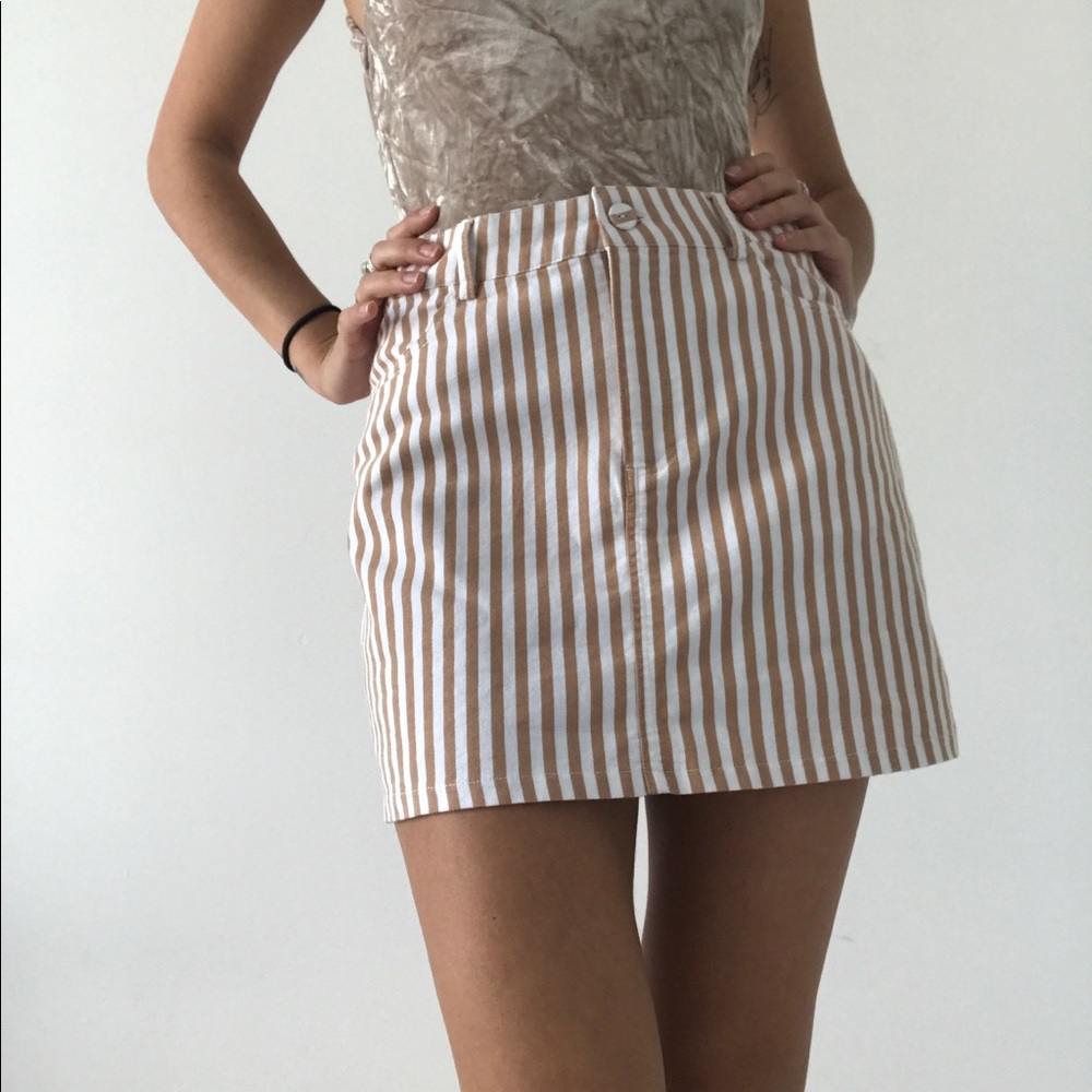 cute lil skirt!
